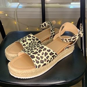 New cheetah platform sandals. Size 10/41